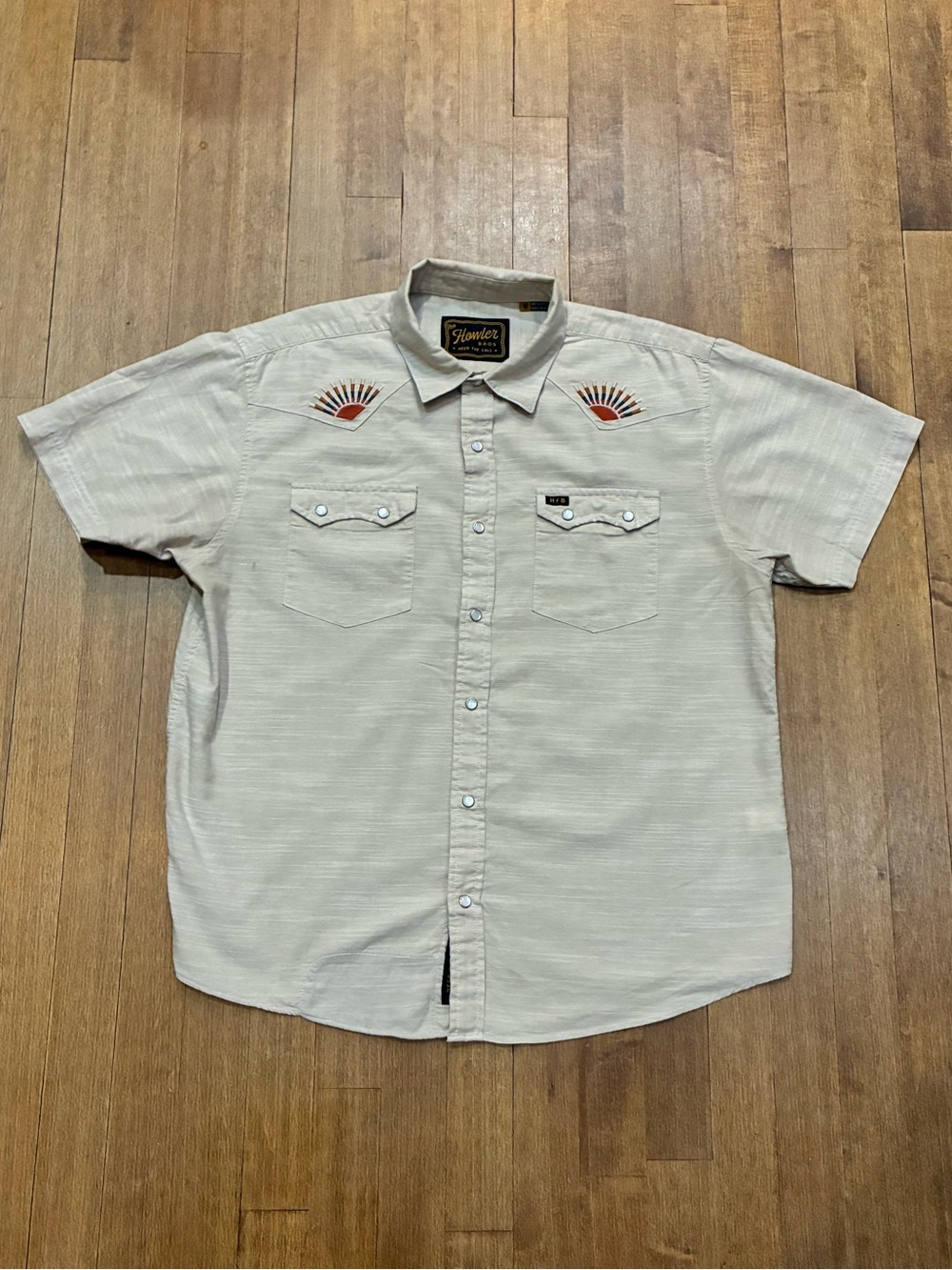Howler Brothers - Sun Beams -Beige Short-Sleeve Pearl Snaps -  MEDIUM
